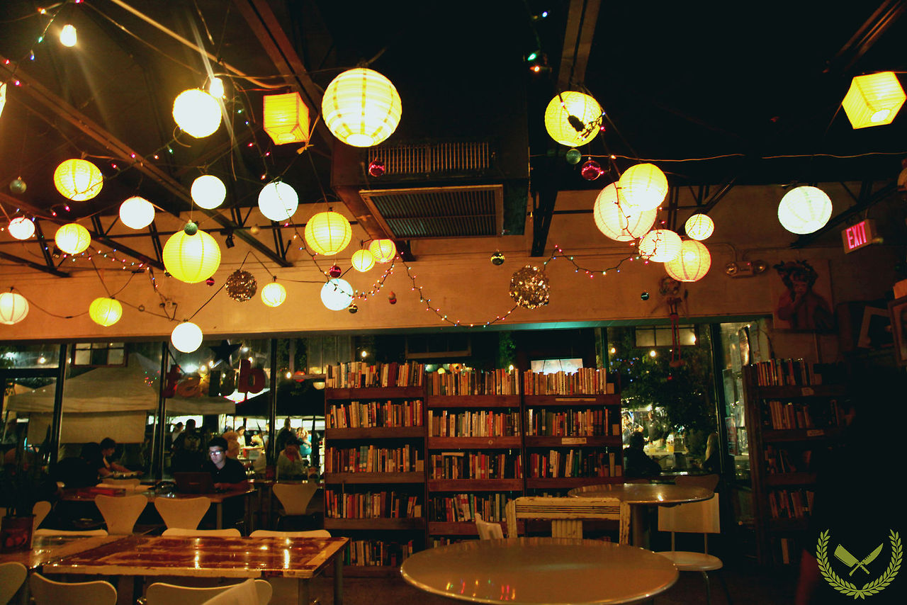 Đèn trang trí quán cafe