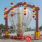 Lồng đèn Việt Nam trang trí Tết cổ truyền 